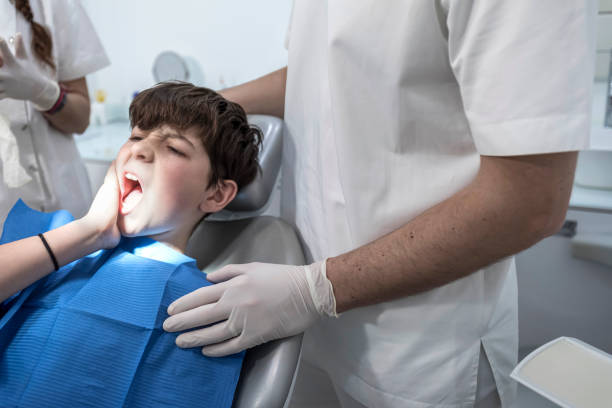 Best Emergency Dental Extractions in Roberta, GA
